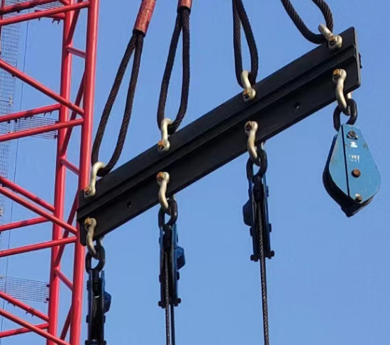 張靖皋長江大橋施工起重滑車用于鋼箱及鋼筋籠的吊裝任務(wù)